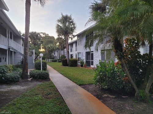 c105-1901 Courtyard Way, NAPLES, FL, 34112-5375 | Card Image