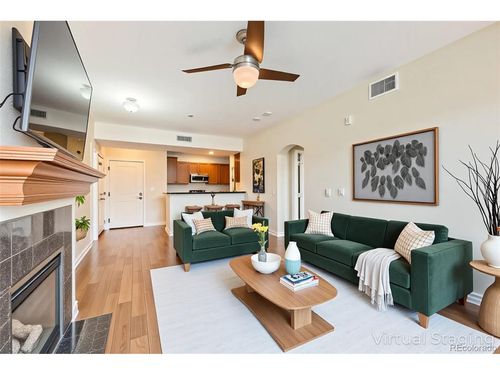 d207-9019 E Panorama Cir, Englewood, CO, 80112-3568 | Card Image