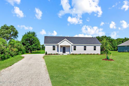 524 E Ridge Rd, Shawboro, NC, 27973-9705 | Card Image