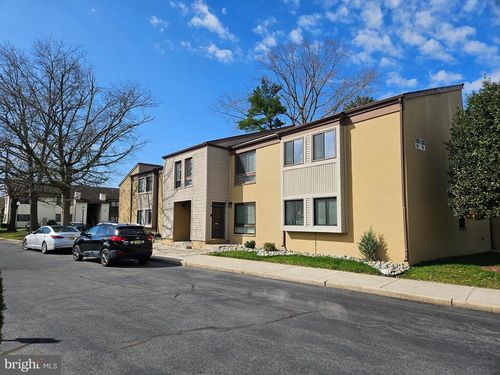 210 James Ct, MARLTON, NJ, 08053-2046 | Card Image