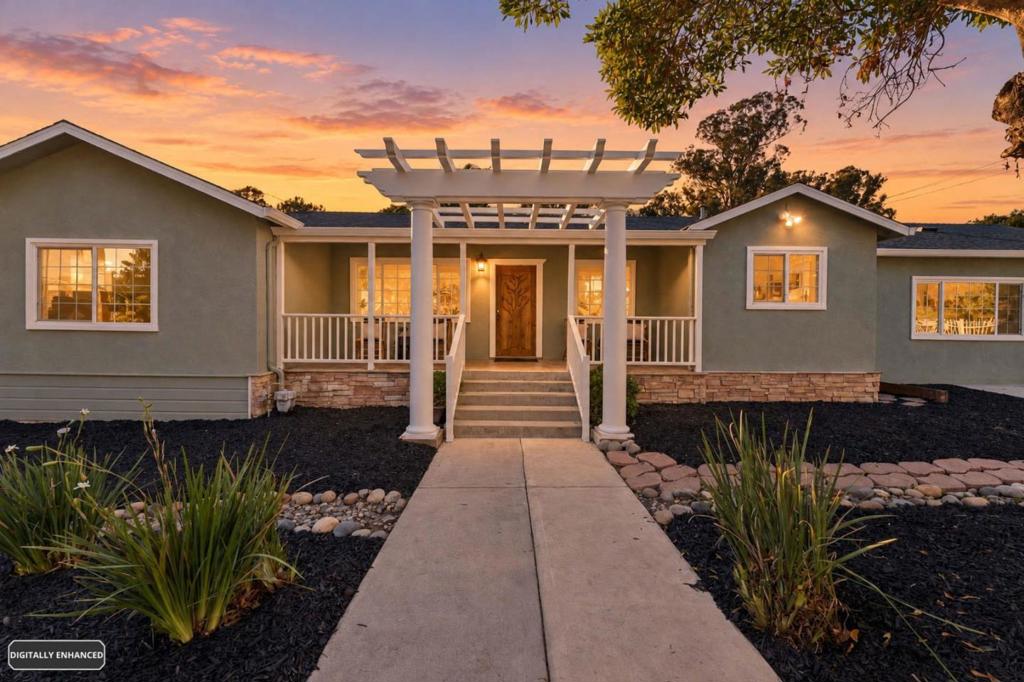 1725 30Th Ave, For Sale in Santa Cruz - eXp Realty