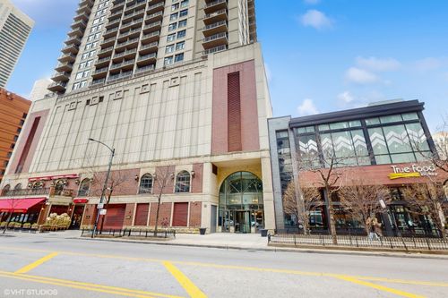 apt-2403-630 N State St, CHICAGO, IL, 60654-5577 | Card Image