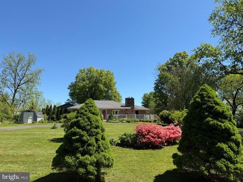 5723 Silo Hill Rd, DOYLESTOWN, PA, 18902-9144 | Card Image
