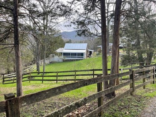 160 Cupps Hill Rd, FAIRFIELD, VA, 24435 | Card Image