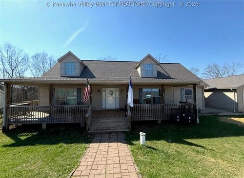 157 Crihfield Rd, Kenna, WV, 25248-5635 | Card Image