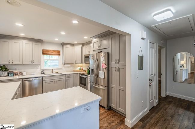 301 Devenger Rd, House other with 3 bedrooms, 3 bathrooms and 2 parking in Greer SC | Image 6