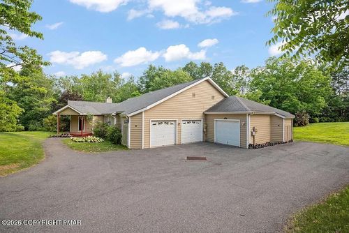 2241&2243 Meadow Sage Ct, East Stroudsburg, PA, 18301 | Card Image