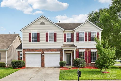 5002 Abode Lilly Ln, Charlotte, NC, 28227-2678 | Card Image