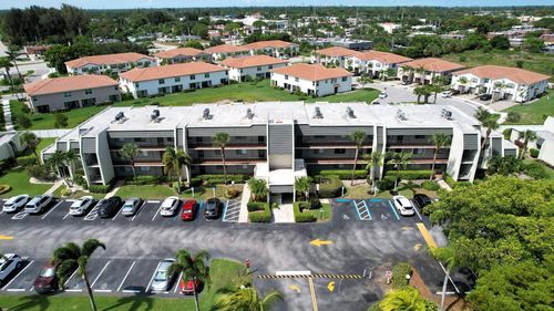 303-4090 Tivoli Court, Lake Worth, FL, 33467 | Card Image