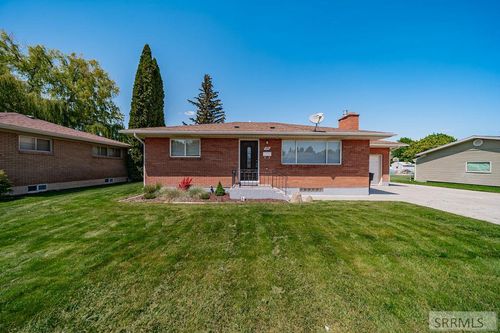 185 Spruce St, Shelley, ID, 83274-1440 | Card Image