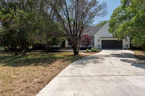 4 La Toya Trl, Wimberley, TX, 78676-3619 | Card Image