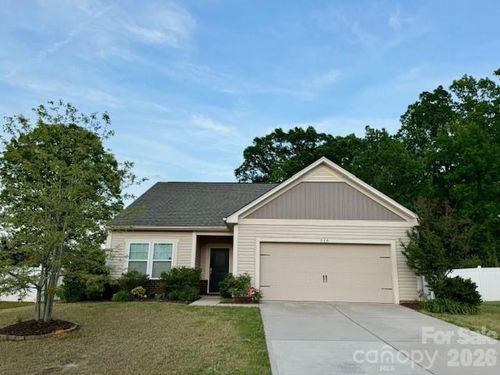 73-515 Smokehouse Ln, Albemarle, NC, 28001-8213 | Card Image