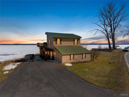 2887 Lower Lake Rd, Seneca Falls, NY, 13148-8502 | Card Image