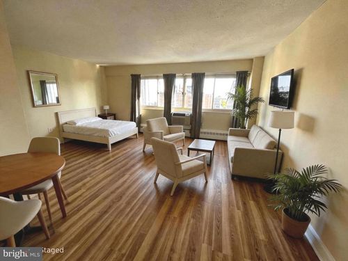 1514-2101 Chestnut St, PHILADELPHIA, PA, 19103-3130 | Card Image