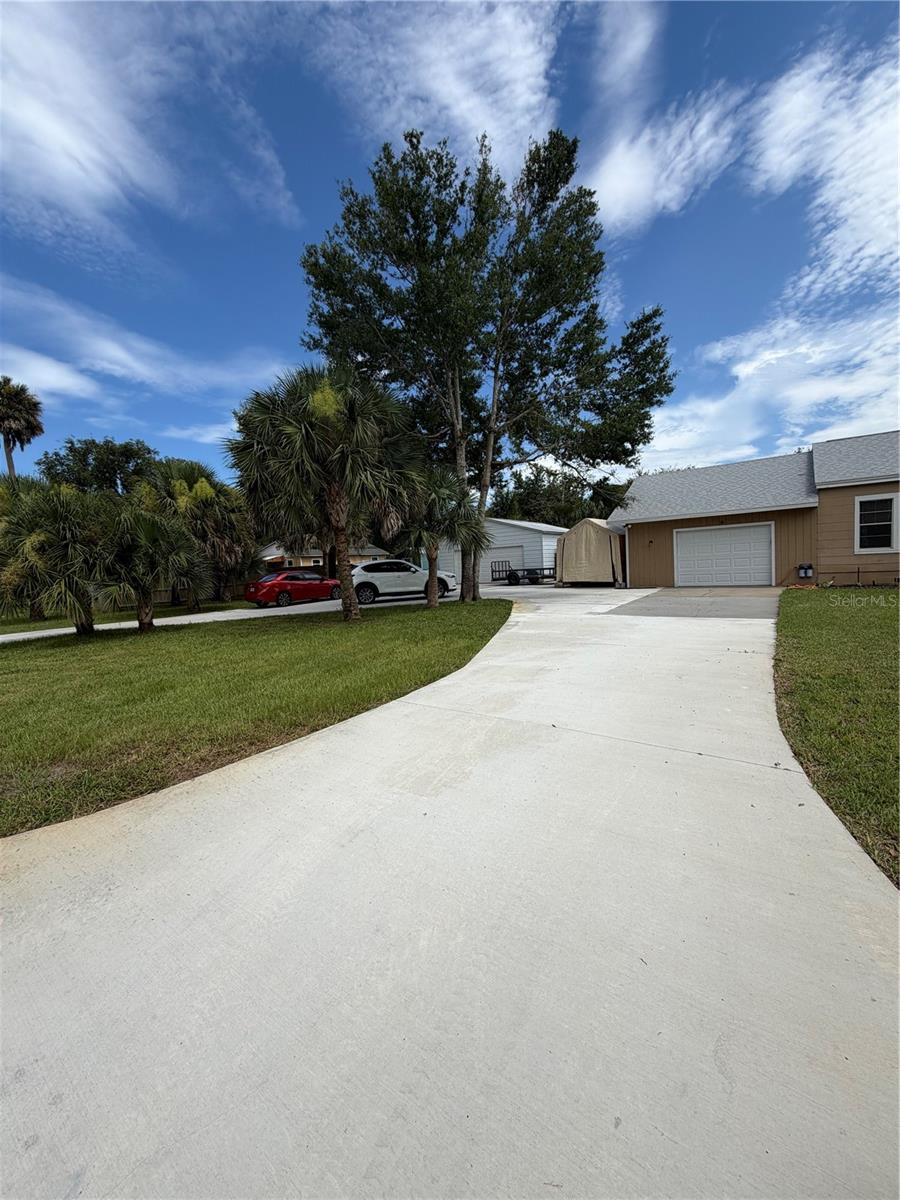 Residential Lease in OAK HILL 4