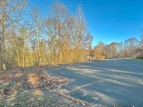 lot-17-5 Stoneybrook Dr, Southwick, MA, 01077-9229 | Card Image