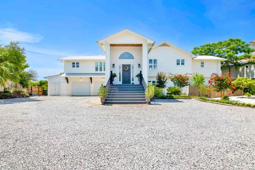 30538 River Rd, Orange Beach, AL, 36561-3790 | Card Image