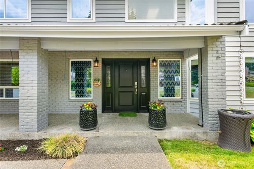 3304 21st St Se, Puyallup, WA, 98374-4169 | Card Image