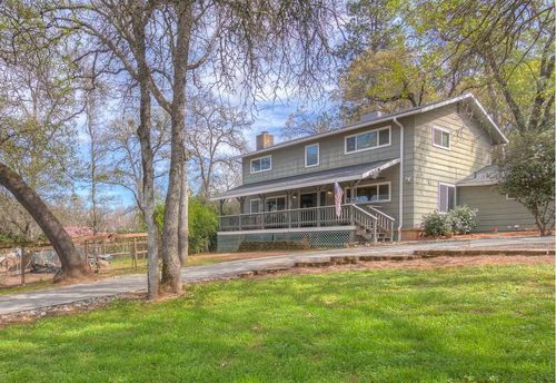 6323 Virginia Dr, Auburn, CA, 95602-9644 | Card Image