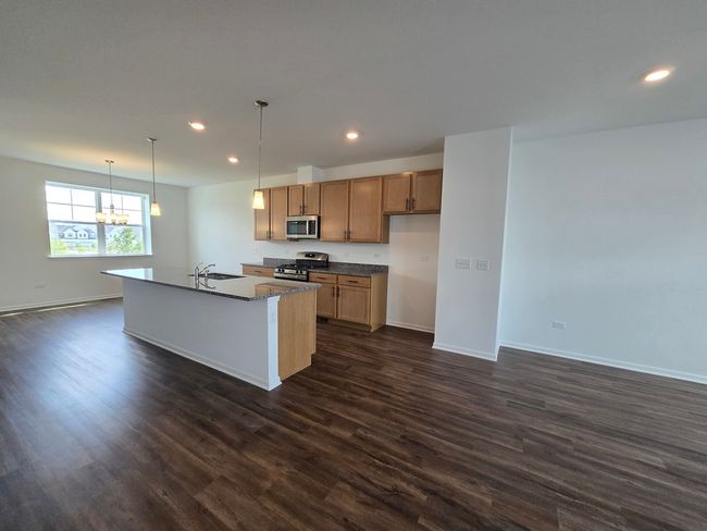 4509 Chelsea Manor Cir, Townhouse with 3 bedrooms, 3 bathrooms and 2 parking in Aurora IL | Image 4