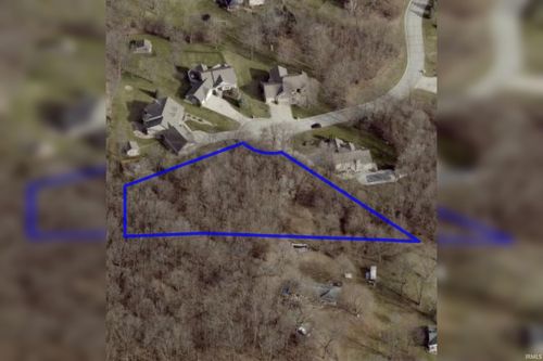 55902 Little Creek Ln, Middlebury, IN, 46540 | Card Image