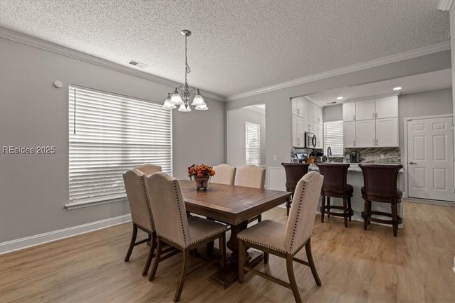 Dining | Image 6