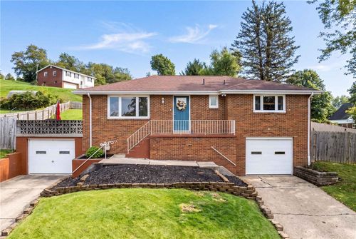 12 Maple St, Finleyville, PA, 15332-3122 | Card Image