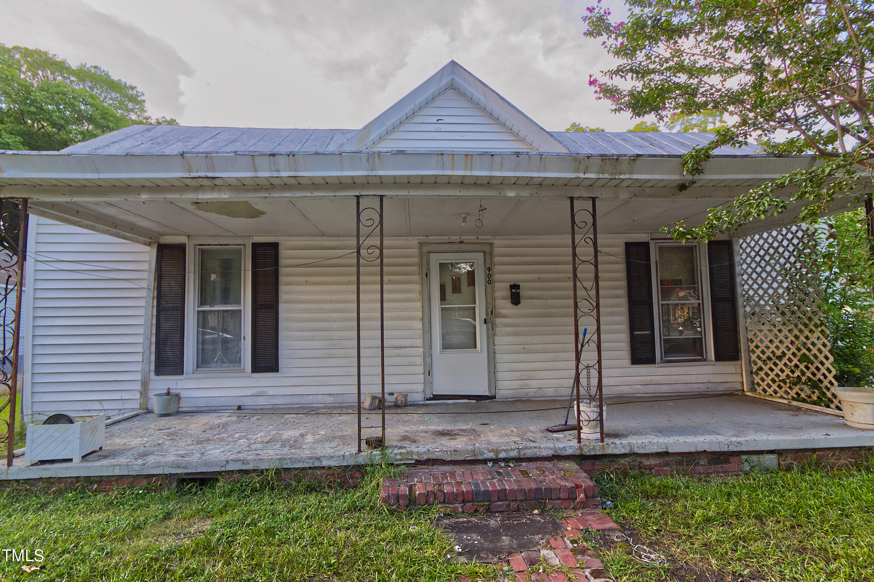 Aycock St, Wilson, NC 27893