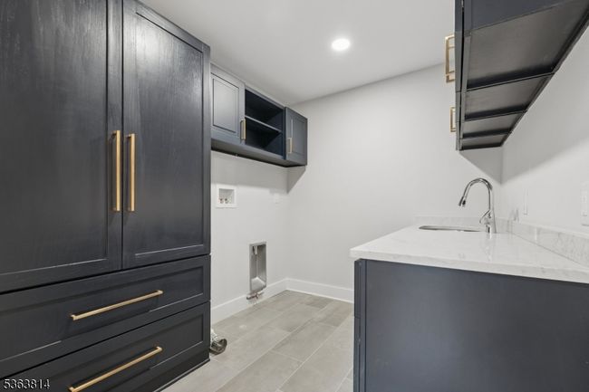 68 Irving Ave, House other with 6 bedrooms, 5 bathrooms and null parking in Livingston NJ | Image 15