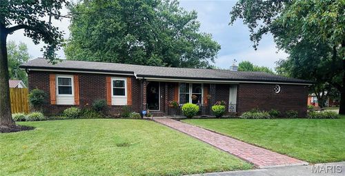 101 Winter Dr, Sikeston, MO, 63801-5102 | Card Image