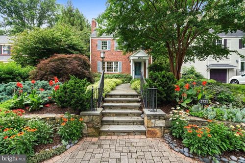 2723 Washington Ave, CHEVY CHASE, MD, 20815-3011 | Card Image