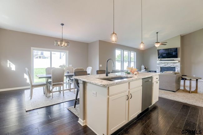 7810 S 184 Th Ave, House other with 4 bedrooms, 3 bathrooms and 3 parking in Omaha NE | Image 18