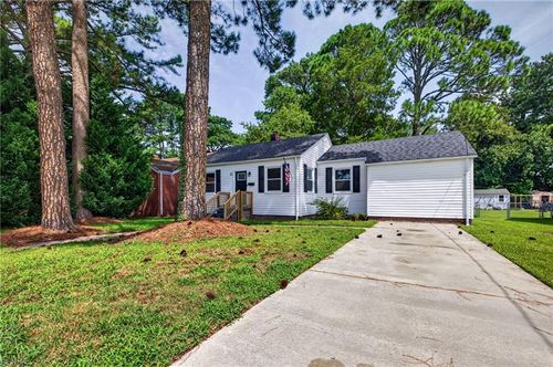 31 Greenbrier Rd, Portsmouth, VA, 23707-1045 | Card Image
