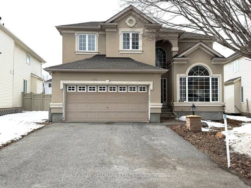 9 Blackshire Circle, Barrhaven, ON, K2J5L8 | Card Image