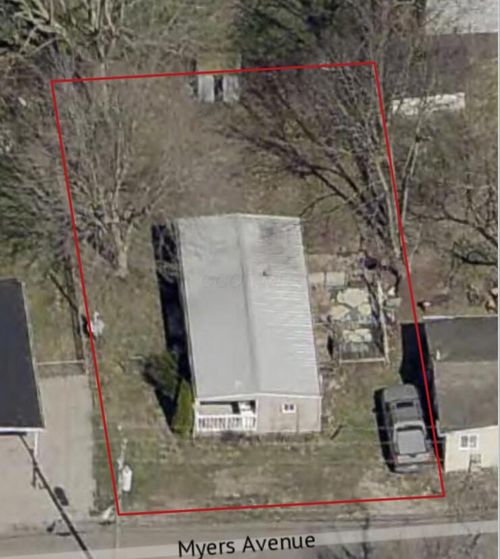 179 Myers Ave, Buckeye Lake, OH, 43008-7806 | Card Image