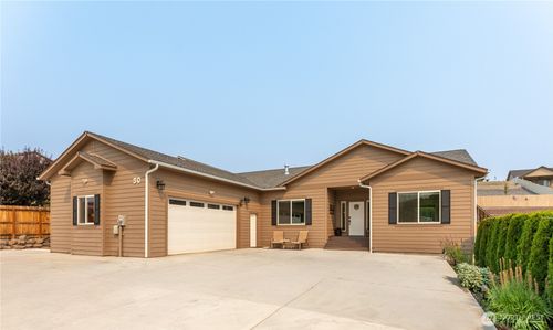 50 Luther Ct, Malaga, WA, 98828-8402 | Card Image