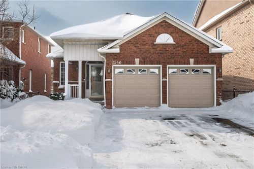 2546 Nichols Dr, Oakville, ON, L6H7L3 | Card Image