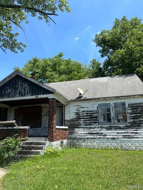 1618 N 42nd St, East Saint Louis, IL, 62204-1802 | Card Image