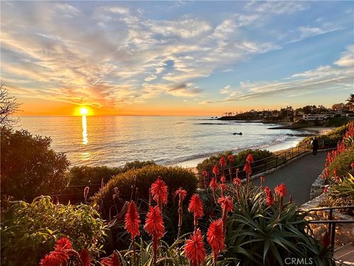 b-252 Grandview St, Laguna Beach, CA, 92651-1519 | Card Image