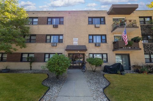 apt-3s-6237 W 94th St, Oak Lawn, IL, 60453-2247 | Card Image