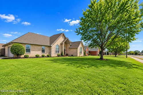 6568 Braybourne Main, Olive Branch, MS, 38654-7580 | Card Image