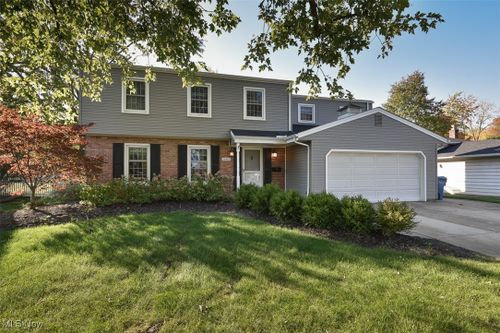 28469 Windsor Drive, North Olmsted, OH, 44070 | Card Image