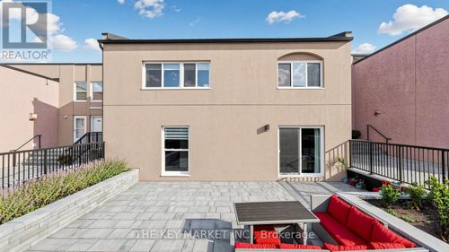 289-3060 Constitution Blvd, Mississauga, ON, L4Y3X8 | Card Image