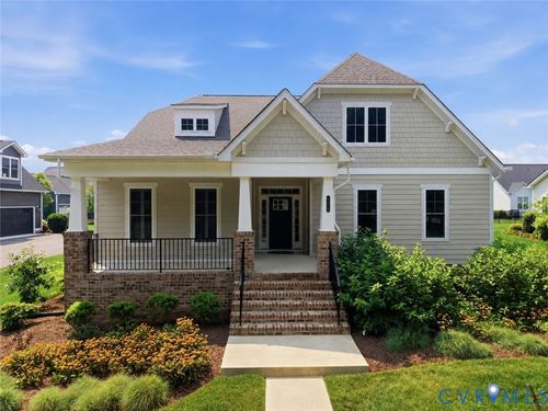 816 Chapman St, Ashland, VA, 23005-1122 | Card Image