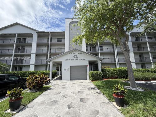 402q-1400 Sw 124th Ter, Pembroke Pines, FL, 33027-4071 | Card Image