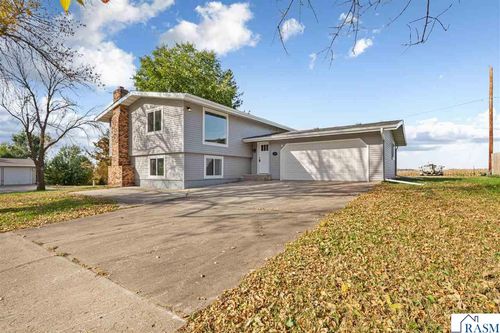 400 Wanser Ave, Lafayette, MN, 56054-9729 | Card Image