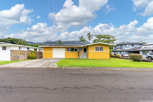 45-313 Nakuluai St, Kaneohe, HI, 96744-2220 | Card Image