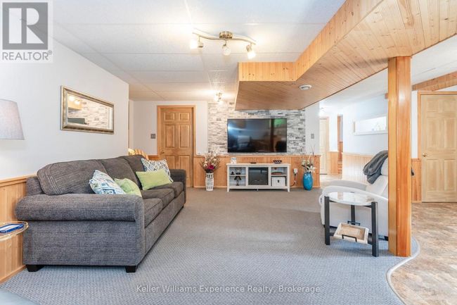 450 Concession 9 E, House other with 2 bedrooms, 2 bathrooms and 8 parking in Tiny ON | Image 24