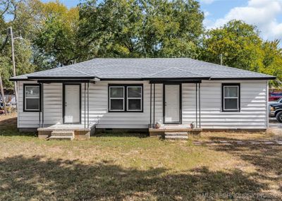 118 Main, House other with 3 bedrooms, 2 bathrooms and null parking in Lone Grove OK | Image 1