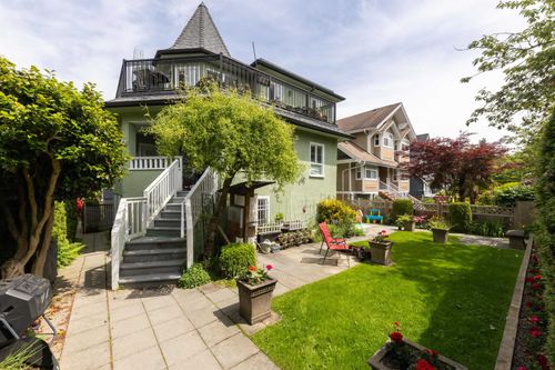 151 W 14th Ave, Vancouver, BC, V5Y1W8 | Card Image